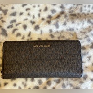 Michael Kors wallet